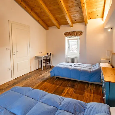 Al Duca شقة غوريزيا